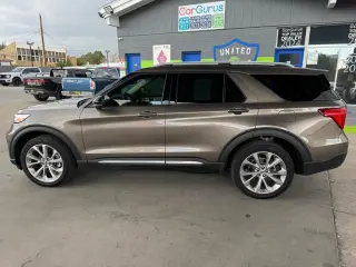 2021 Ford Explorer Platinum AWD