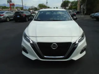 2021 Nissan Altima 2.5 SR