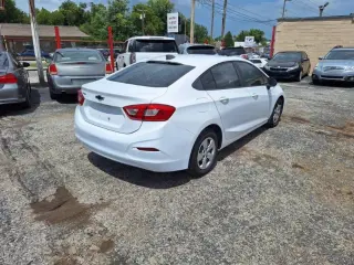2018 Chevrolet Cruze LS AUTO