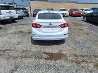 2018 Chevrolet Cruze LS AUTO