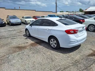 2018 Chevrolet Cruze LS AUTO