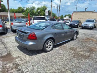 2005 Pontiac Grand Prix BASE