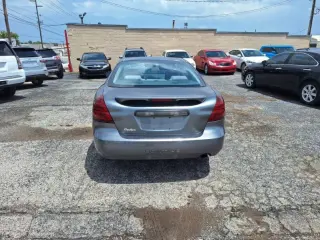 2005 Pontiac Grand Prix BASE