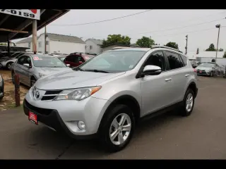 2013 Toyota RAV4 FWD 4dr XLE (Natl)