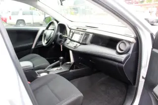2013 Toyota RAV4 FWD 4dr XLE (Natl)