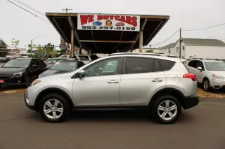 2013 Toyota RAV4 FWD 4dr XLE (Natl)