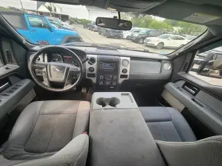 2014 Ford F-150 4WD SuperCab 163" XL