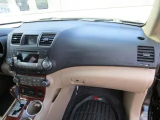 2011 TOYOTA HIGHLANDER