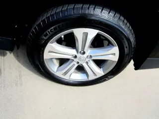 2011 TOYOTA HIGHLANDER