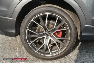 2019 AUDI Q8
