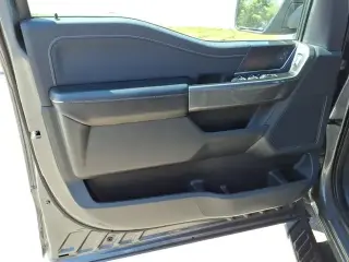 Ford F-150 2023 4x4 XL 4dr SuperCrew 5.5 ft. SB