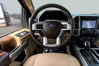 Ford F-150 2019 4x4 Lariat 4 puertas SuperCrew 5.5 pies. SB
