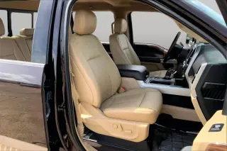 Ford F-150 2019 4x4 Lariat 4 puertas SuperCrew 5.5 pies. SB