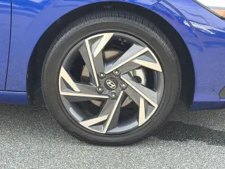 Hyundai ELANTRA 2025 SEL Sport 4 puertas Sedan