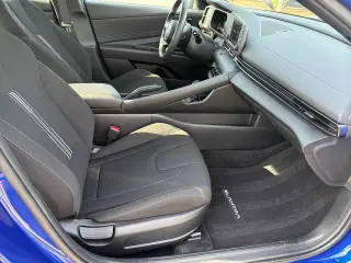 Hyundai ELANTRA 2025 SEL Sport 4 puertas Sedan