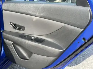 Hyundai ELANTRA 2025 SEL Sport 4 puertas Sedan