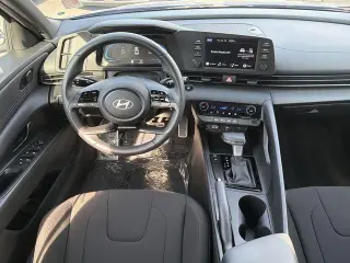 Hyundai ELANTRA 2025 SEL Sport 4 puertas Sedan