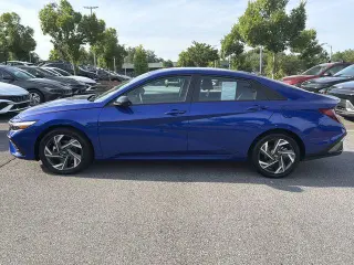 Hyundai ELANTRA 2025 SEL Sport 4 puertas Sedan