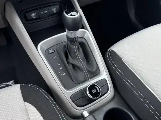 Hyundai VENUE 2025 SEL 4 puertas Crossover