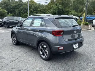 Hyundai VENUE 2025 SEL 4 puertas Crossover