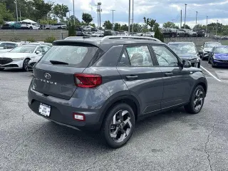Hyundai VENUE 2025 SEL 4 puertas Crossover