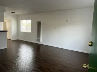 1 dormitorio y 1 baño