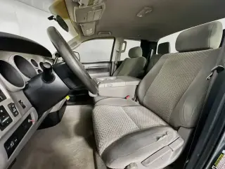 Toyota Tundra 2008 4x2 SR5 4 puertas Doble Cabina SB (4.7L V8)
