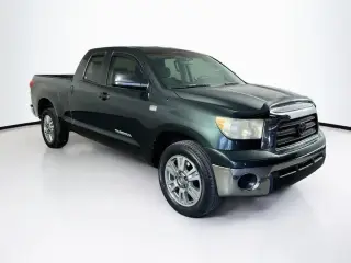 Toyota Tundra 2008 4x2 SR5 4 puertas Doble Cabina SB (4.7L V8)