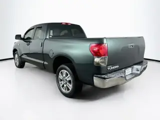Toyota Tundra 2008 4x2 SR5 4 puertas Doble Cabina SB (4.7L V8)