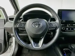 Toyota Corolla 2022 SE 4 puertas Sedán CVT