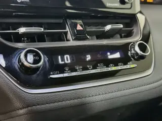 Toyota Corolla 2022 SE 4 puertas Sedán CVT