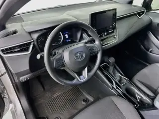 Toyota Corolla 2022 SE 4 puertas Sedán CVT