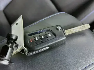 Toyota Corolla 2022 SE 4 puertas Sedán CVT