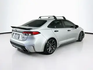 Toyota Corolla 2022 SE 4 puertas Sedán CVT