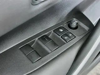 Toyota Corolla 2022 SE 4 puertas Sedán CVT