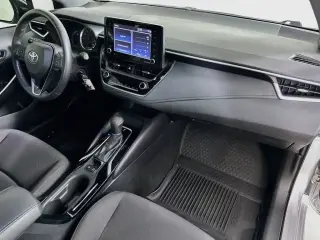 Toyota Corolla 2022 SE 4 puertas Sedán CVT