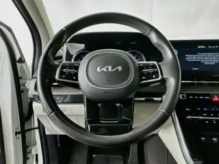 Kia Carnival 2024 EX 4 puertas Minivan