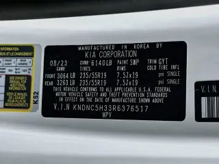 Kia Carnival 2024 EX 4 puertas Minivan