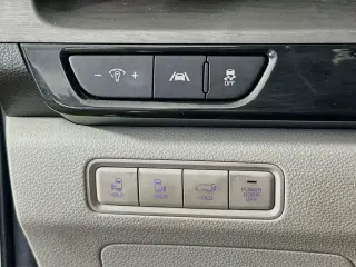 Kia Carnival 2024 EX 4 puertas Minivan