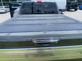 Ford F-150 2018 4x4 Platinum 4 puertas SuperCrew 6.5 pies. SB