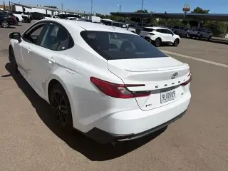 Toyota Camry 2025 SE 4 puertas Sedan