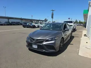Toyota Camry 2021 SE 4 puertas Sedan