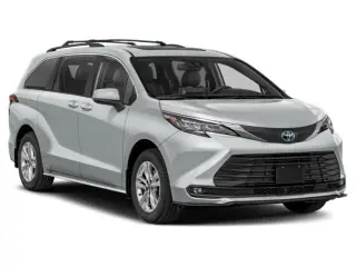 Toyota Sienna 2022 AWD Edición Woodland 7 pasajeros 4 puertas Minivan