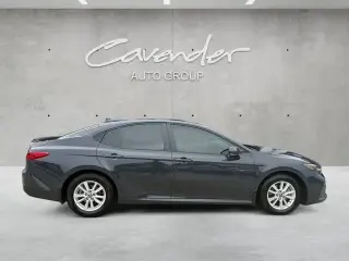 Toyota Camry 2025 LE 4 puertas Sedan