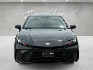 Toyota Camry 2025 LE 4 puertas Sedan