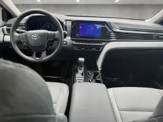 Toyota Camry 2025 LE 4 puertas Sedan