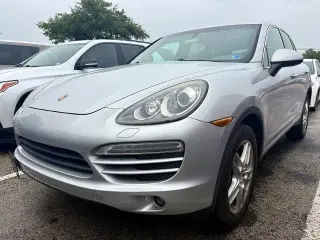 Porsche Cayenne 2011 AWD 4 puertas SUV