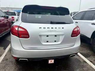 Porsche Cayenne 2011 AWD 4 puertas SUV