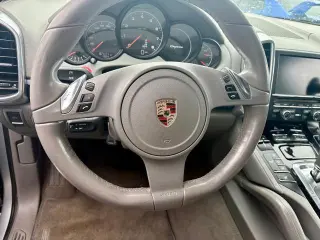 Porsche Cayenne 2011 AWD 4 puertas SUV