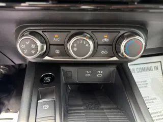 Nissan Kicks 2025 SV 4 puertas Crossover